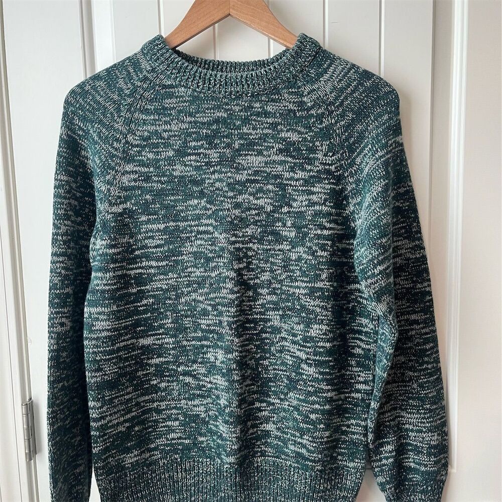 H&M Men's Small Green Crewneck Long Sleeve Pullover Sweater Casual